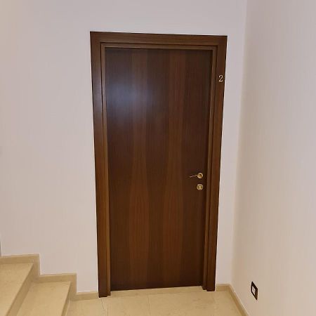 White Galaxy Villa Otopeni Esterno foto