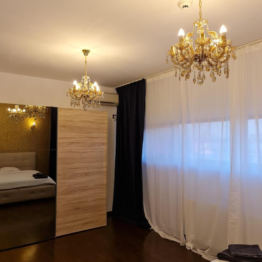 White Galaxy Villa Otopeni Esterno foto