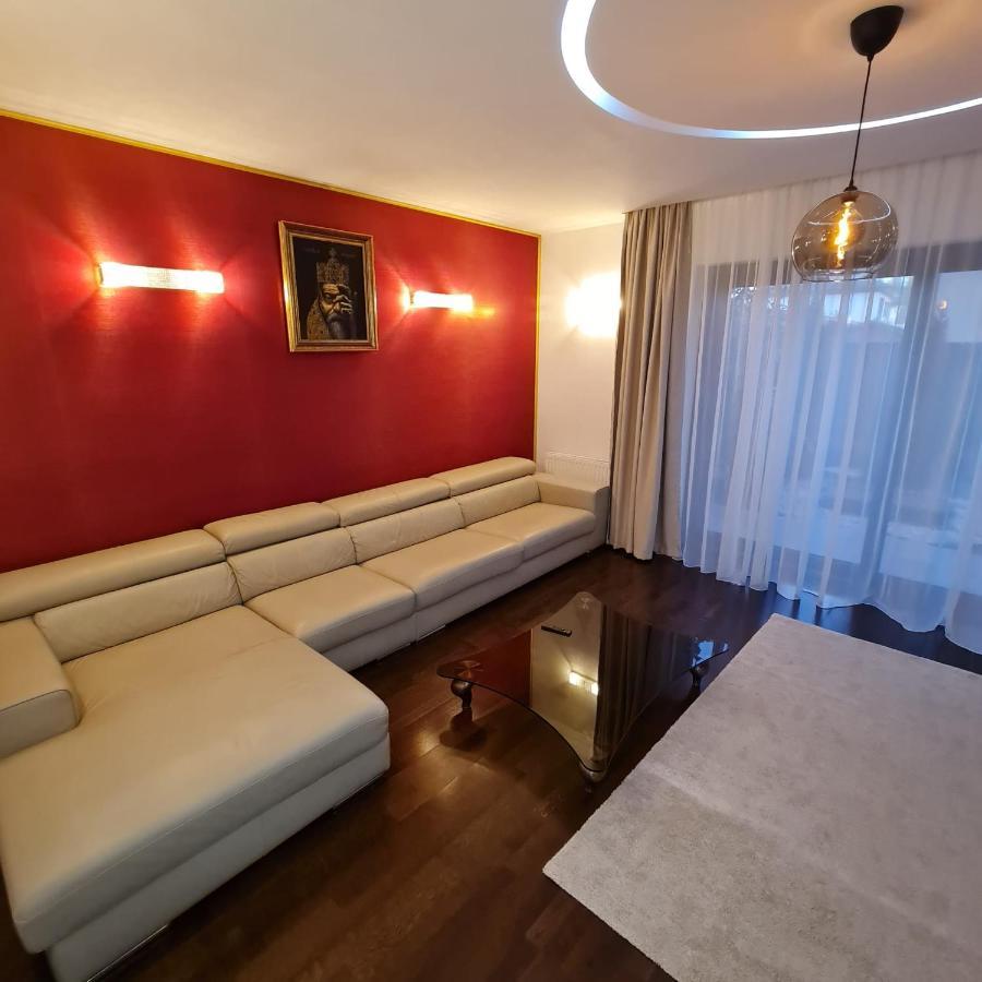 White Galaxy Villa Otopeni Esterno foto