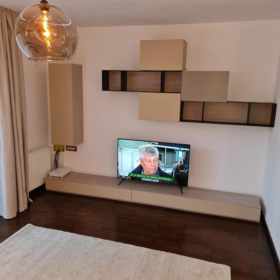 White Galaxy Villa Otopeni Esterno foto