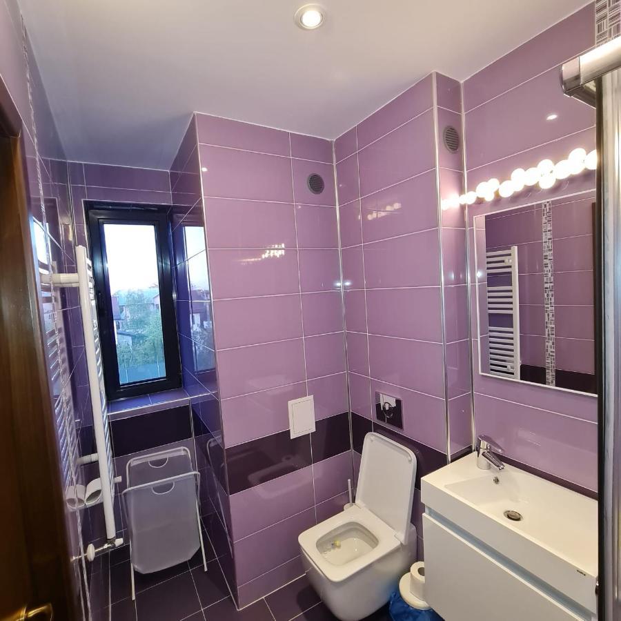 White Galaxy Villa Otopeni Esterno foto